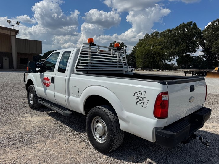 2011-ford-f250-image-4