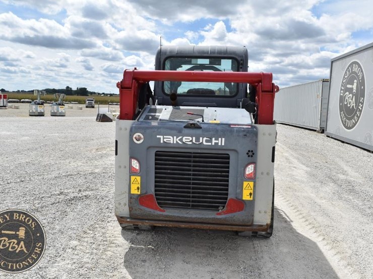 2022-takeuchi-tl10v2-image-16