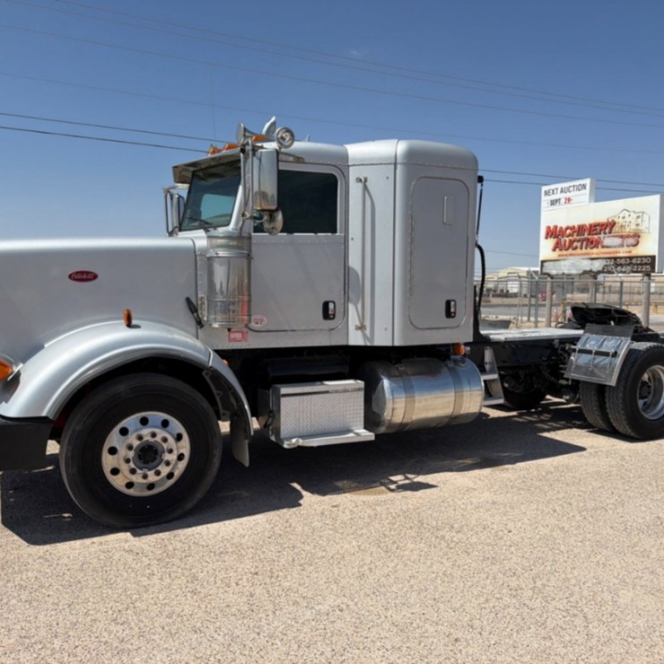 2015 PETERBILT 367