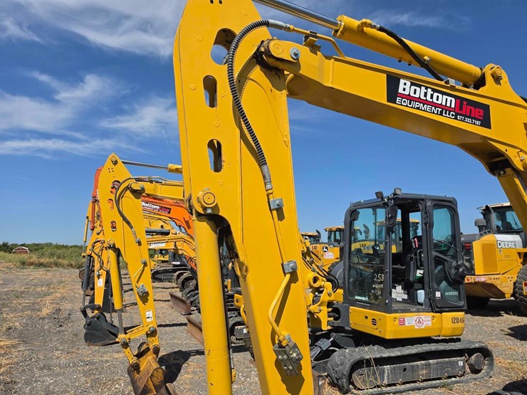 2024-kobelco-sk55srx-7-image-10
