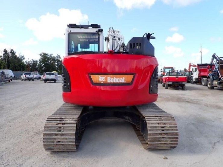2021-bobcat-e145-image-5
