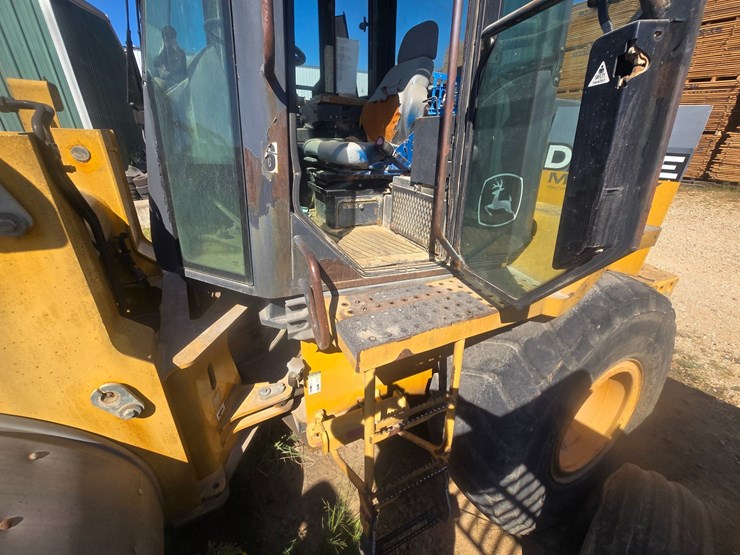 deere-444j-image-26