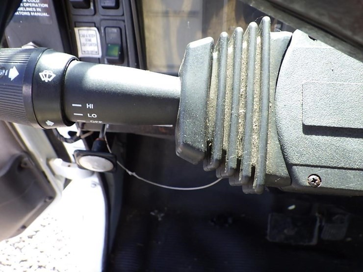 2000-international-4700-image-37
