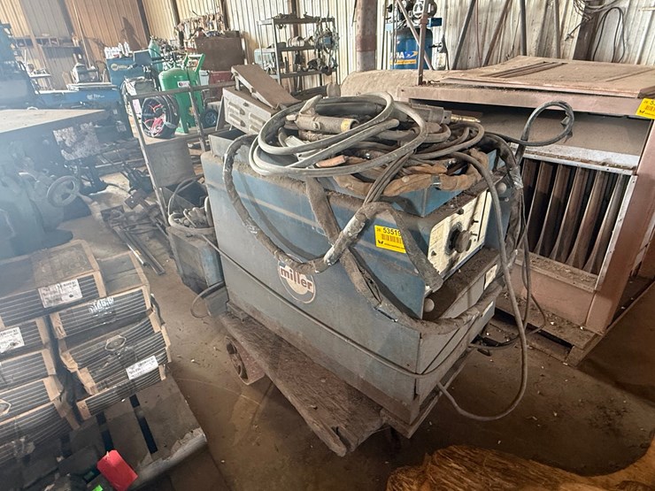 #53519-•-miller-dialarc-hf-welder-hh072315-inv#53519-image-1