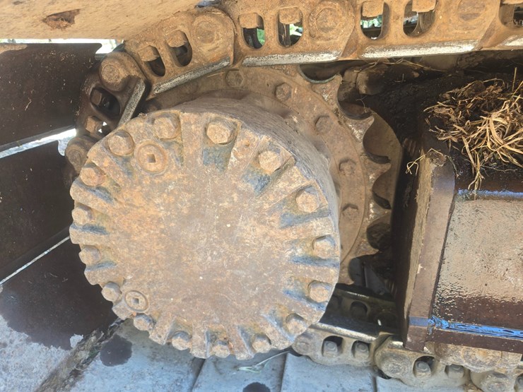 caterpillar-320-image-80