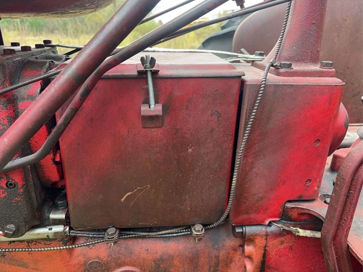 1952-farmall-super-c-image-43