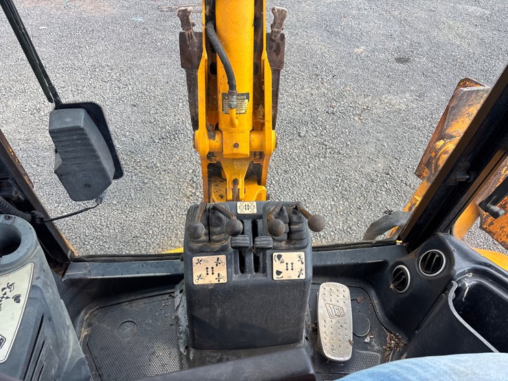 jcb-214-image-16