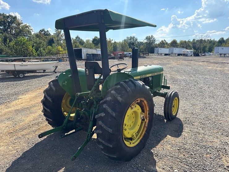 john-deere-2040-image-5