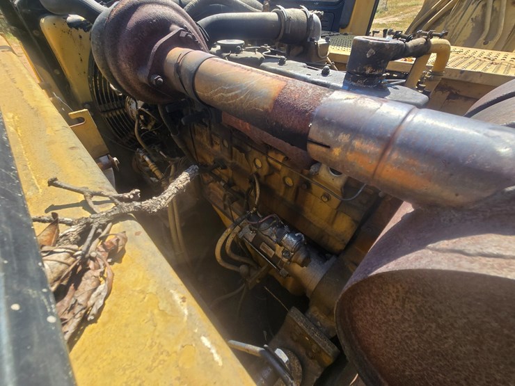 caterpillar-320-image-32