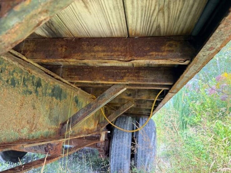 2018-gooseneck-load-trail-image-12