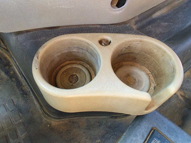 #25407-•-2005-volvo-vhd-quad-axle-dump-truck-image-98