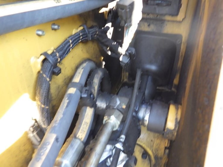 caterpillar-226d3-image-18