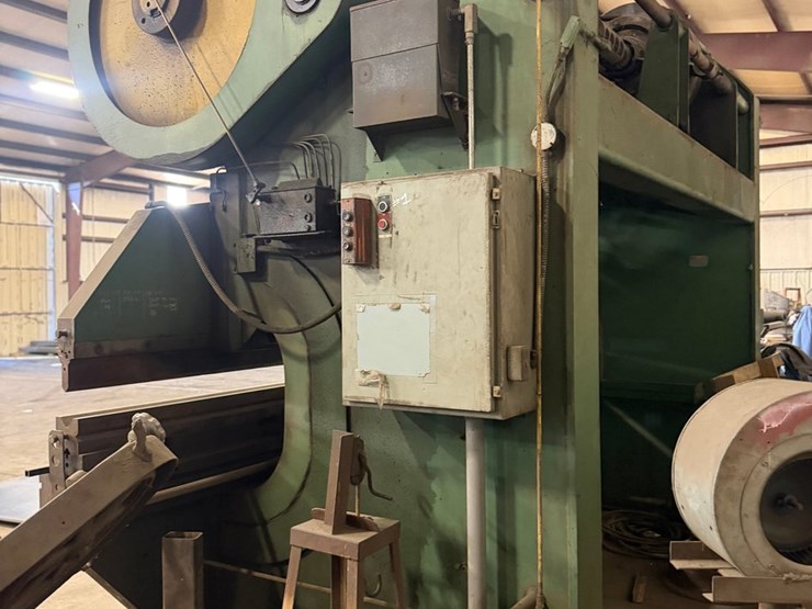 #54327-•-the-cleveland-crane-k5-10-industrial-press-brake-m3380-inv#54327-image-4