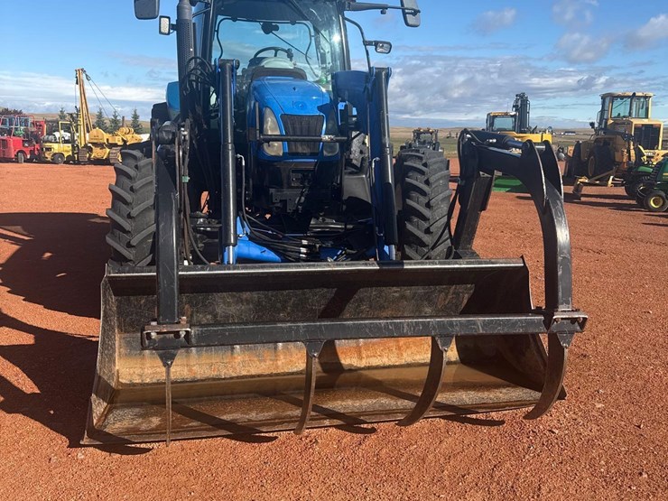 new-holland-t6060-image-6