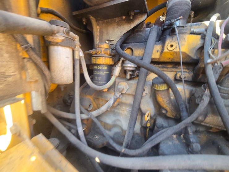 deere-444j-image-14