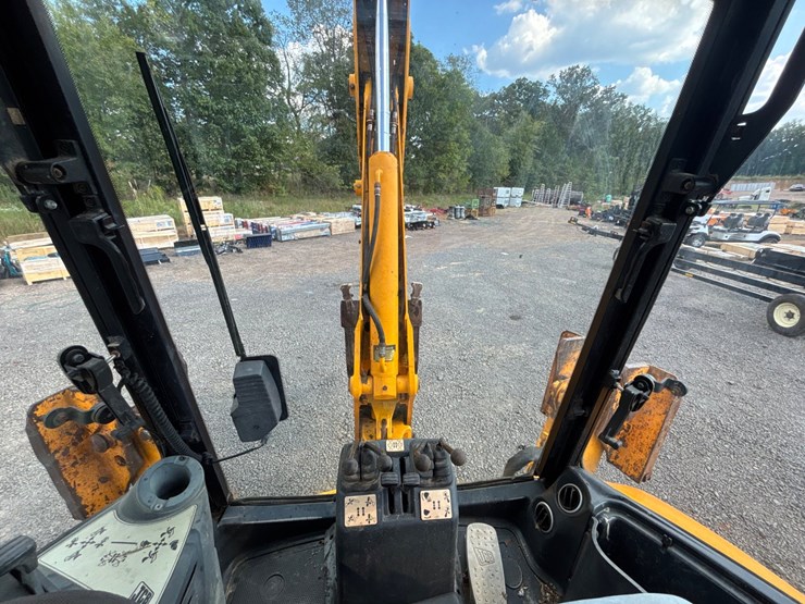 jcb-214-image-17