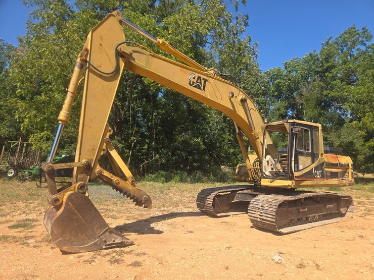 caterpillar-320-image-2