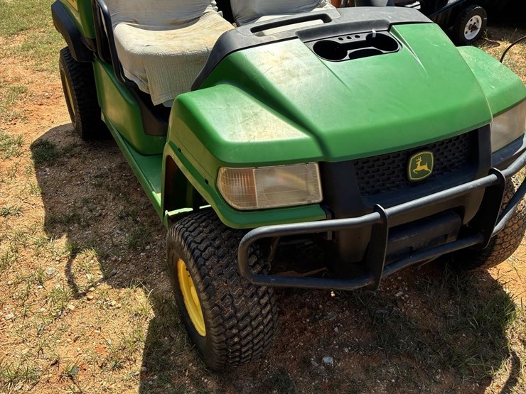 john-deere-gator-image-2
