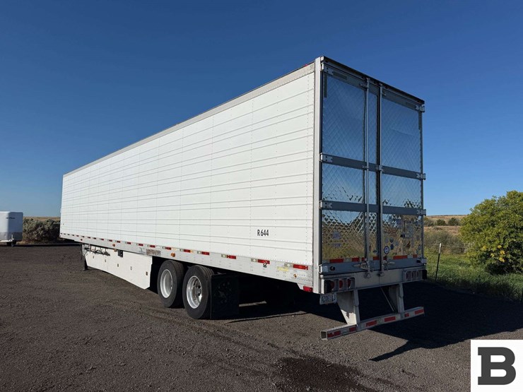 2013-utility-reefer-van-image-4
