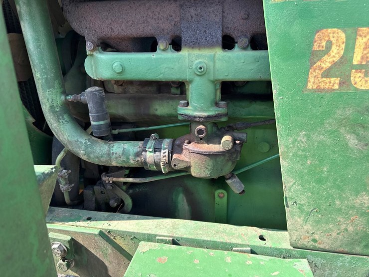 john-deere-2510-image-7