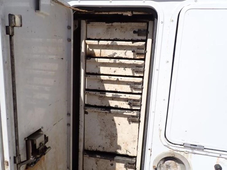 ford-f550-image-104