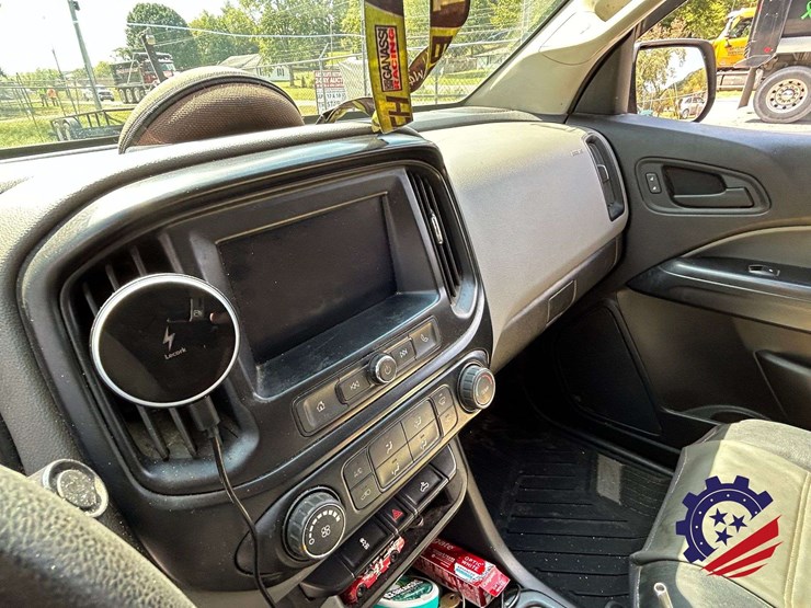 2021-chevrolet-colorado-image-29