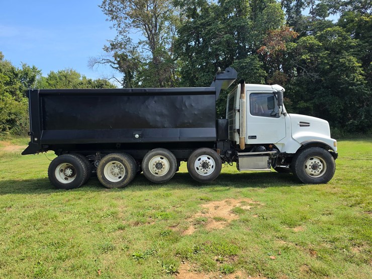 #25407-•-2005-volvo-vhd-quad-axle-dump-truck-image-14