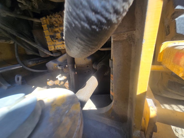 deere-444j-image-49
