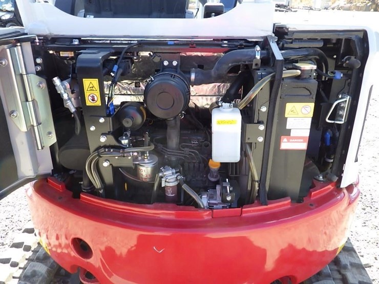 takeuchi-tb335r-image-18