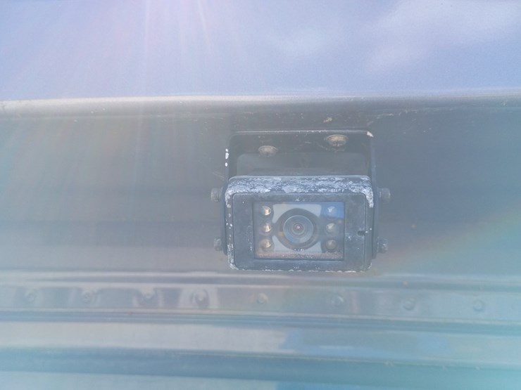 2007-freightliner-m2-106-image-85