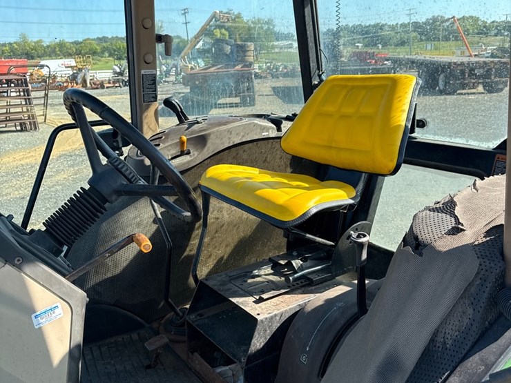 john-deere-5220-image-11