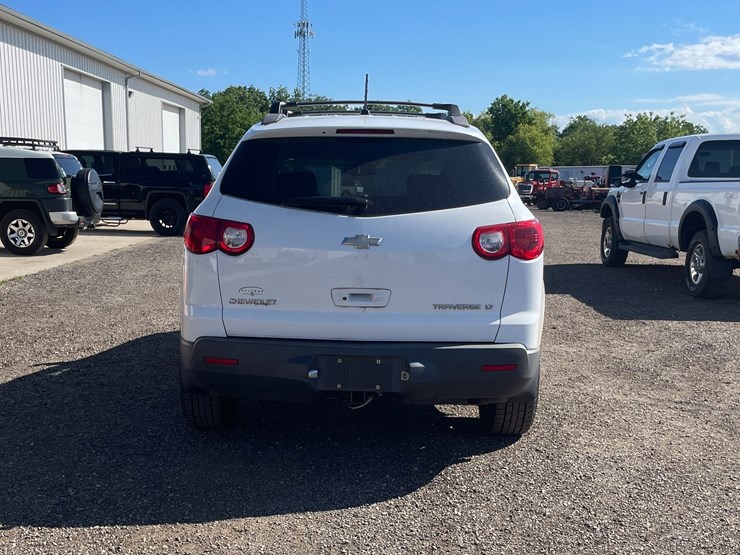 2009-chevrolet-traverse-lt-image-6