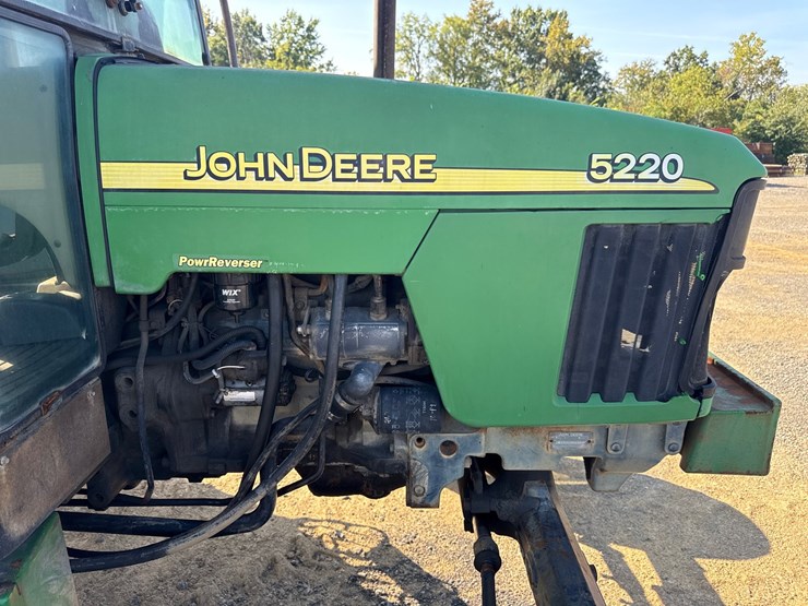 john-deere-5220-image-10