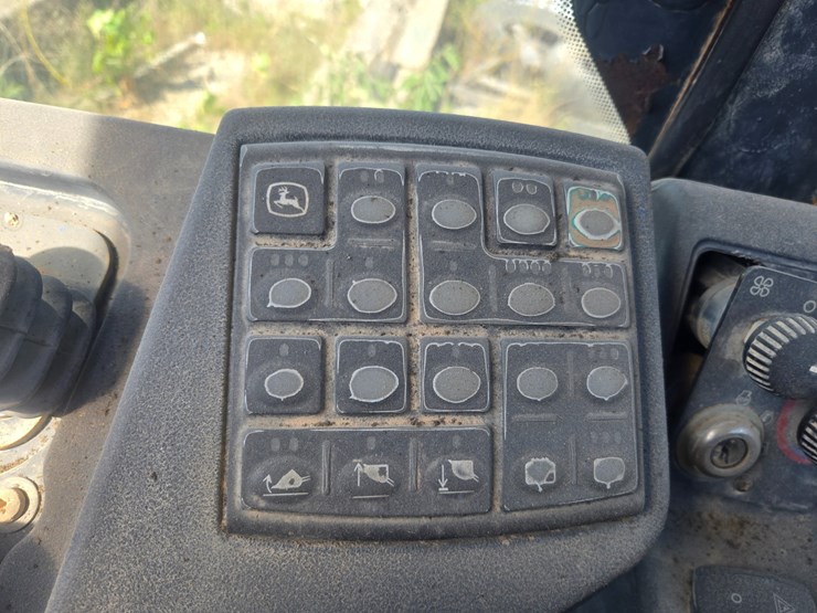 deere-444j-image-33