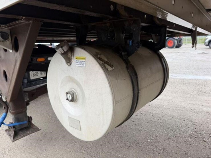 2005-utility-reefer-trailer-image-10