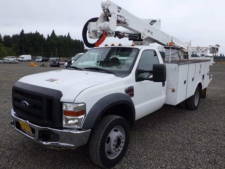 2009-ford-550-image-1