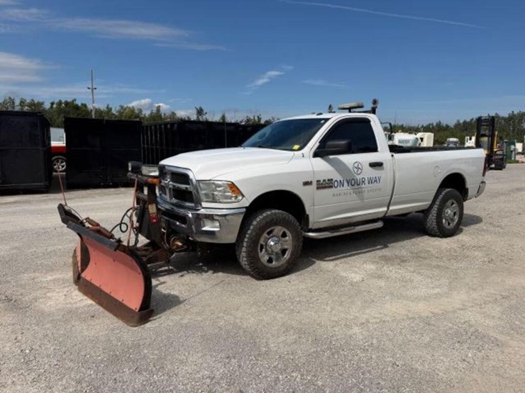2016-ram-2500-hd-image-1
