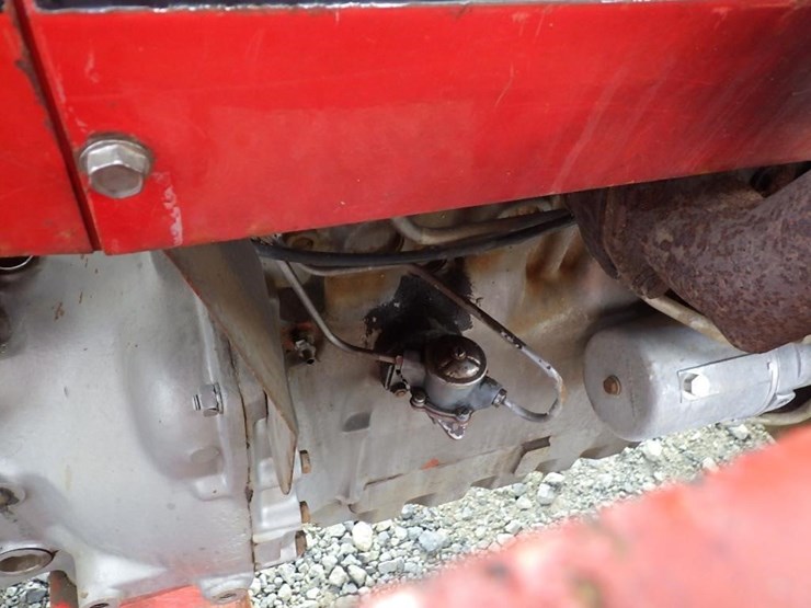 massey-ferguson-265-image-27