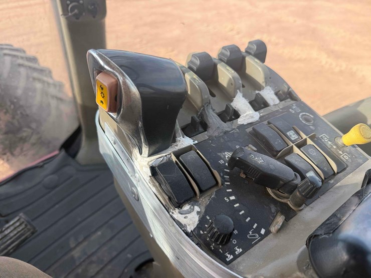 case-ih-230-image-24