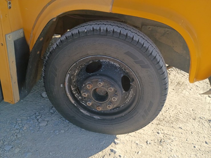1996-chevrolet-g30-image-75