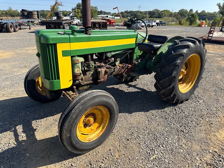 john-deere-420-image-1