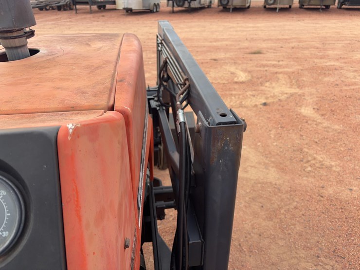 allis-chalmers-6060-tractor-image-14
