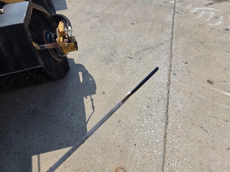 #25415-•-rosco-sweeper-broom-image-28