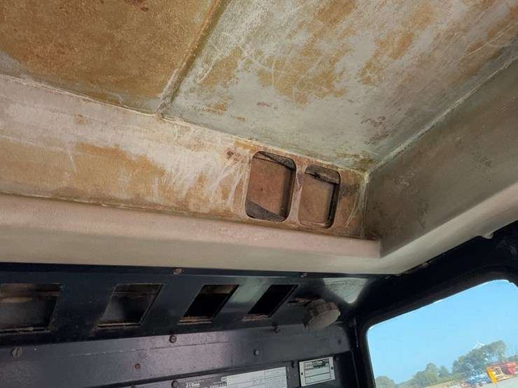 case-ih-2594-image-63