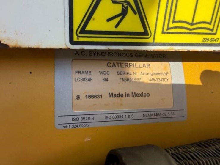 2015-caterpillar-aps100-image-26
