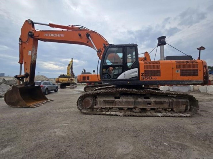 2016-hitachi-zx350-lc-image-10