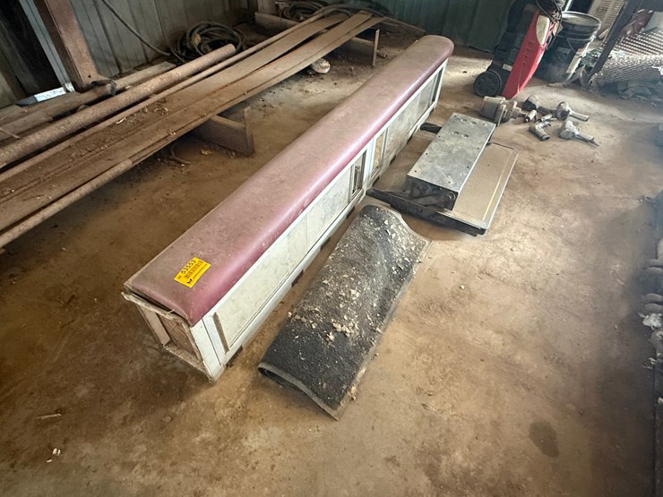 #53553-•-bench,-mat,-misc-inv#53553-image-3