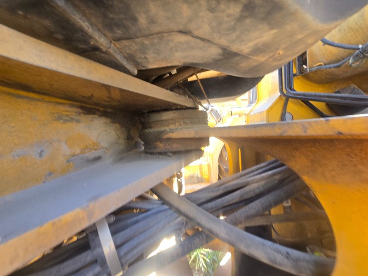 deere-444j-image-68