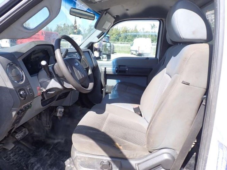 ford-f550-image-18