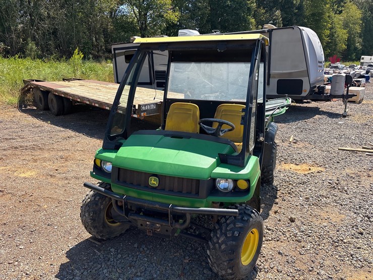 john-deere-gator-hpx-image-2